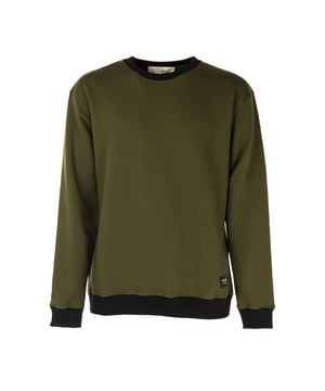 Das Reign-Sweatshirt für Herren ist ein hochwertiges Kleidungsstück, das Komfort und essenzielles Design vereint. Es ist aus weichen und strapazierfähigen Materialien gefertigt und bietet ein angenehmes Tragegefühl, ohne Kompromisse bei der Haltbarkeit einzugehen. Sein schlichter Stil macht es perfekt für jede Gelegenheit, während die Liebe zum Detail von der Sorgfalt zeugt, mit der das Produkt hergestellt wurde. Ein Muss für alle, die Funktionalität und Qualität in einem einzigen Kleidungsstück suchen.