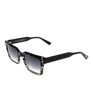 Geslacht: Man
Hoofdkleur: Zwart
Frame kleur: Zwart
Frame materiaal: Acetaat
Glas kleur: Grijs
Glas materiaal: Kunststof
Categorie filteren: 3
Glas-effect: verloop
Bescherming: 100% UVA & UVB
Maat: 51-21-145
Glas breedte: 51
Glas hoogte: 39
Web breedte: 21
Framebreedte: 140
Tempel lengte: 145
Stijl: Vierkant
Frame stijl: Full-Rim
Veer scharnier: Nee
Extras: Geen extra's
Leveringsomvang: Etui
Country: China