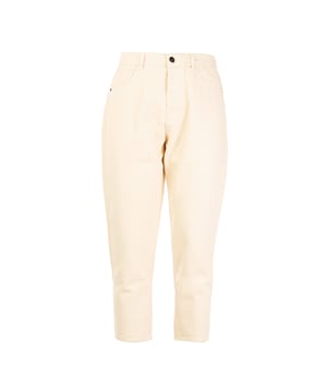De Reign herenjeans combineren stijl en kwaliteit perfect. Ze zijn gemaakt van denim van hoge kwaliteit en bieden een onberispelijke pasvorm en duurzaamheid waardoor ze ideaal zijn om elke dag te dragen. Aandacht voor detail, van precieze stiksels tot verstevigingen op stresspunten, zorgt voor duurzaamheid zonder aan comfort in te boeten. Een veelzijdig kledingstuk dat nooit uit de mode raakt, perfect voor elke gelegenheid.