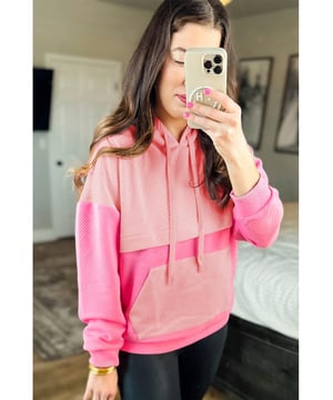 Pink Textured Color Block Kangaroo Pocket Drop Shoulder Hoodie
  Cozy and stylish option for casual wear
  Color
  block textured patchwork for dynamic visual effect
  Kangaroo pockets for style and functionality
  Dropped shoulders for casual and comfortable feel
  Popular among ladies
  Great addition to any wardrobe
Material: 97% Polyester 3% Elastane