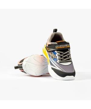 Skechers Skechers 400139L/BKSL FLEX-GLOW ULTRA Boys Trainers Black Silver Upper Material: SyntheticLining Material: TextileSole Material: RubberClosure/Fastening: Lace-UpFeatures: Comfort,Light UpToe Shape: RoundShoe Width: RelaxedItem Weight: 0.45 KGHeel Height: Low (2.5-4.9cm)Shoe Shaft Height: Low TopTrainer Style: CasualGift Boxed: NoProduct Code: 400139L/BKSL