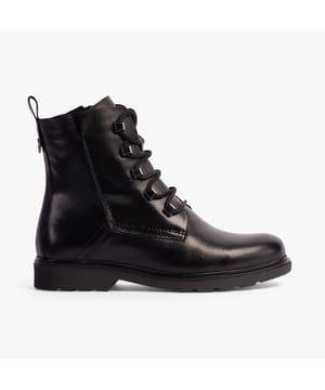 Marco Tozzi 25276-41-022 Womens Boots Black Nappa Upper Material: Faux LeatherLining Material: TextileSole Material: RubberClosure/Fastening: Lace-UpFeatures: ComfortToe Shape: RoundShoe Width: RegularItem Weight: 0.45 KGHeel Height: Low (2.5-4.9cm)Shoe Shaft Height: AnkleBoot Style: Ankle BootsGift Boxed: NoProduct Code: 25276-41-022