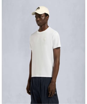 Ideal for layering or wearing solo, Duluth T-Shirt a timeless piece that complements any casual wardrobe.


Rib Knit Collar
Embroidered Logo Patch Moose Knuckles Label on Side Seam
Regular Fit

100% Pima Cotton Jersey
M15MT759

 