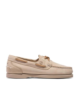 Timberland Classic Boat Shoes in beige.- Leather upper.- Lace fastening.- Slip on closure.- Fully branded.- Lightly cushioned footbed.- Rubber sole.- Ref: A627VEN71