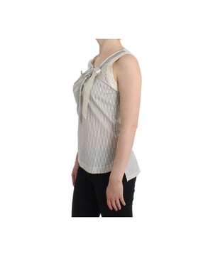 Top de playa Ermanno Scervino.
  A estrenar con etiquetas.
  100% autentico.
  Confeccionado en una mezcla de algodon y seda a rayas.
  Color: Blanco Azul.
  Parte superior con detalle de lazo.
  Cierre de boton en la parte trasera.
  Escote en V.
  Sin mangas.