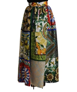 Marca: DOLCE & GABBANA.
  Condicion: A estrenar con etiquetas.
  Estilo: Maxi cintura alta.
  Color: Patrones de Sicilia multicolor.
  Cierre: Boton y cremallera.
  Detalles: Acentos del logotipo.
  Origen: Hecho en Italia.
  Material: 3% AC 16% Algodon 3%.