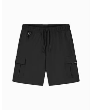 90% Nylon | 10% Elasthan Normale Passform Elastischer Bund mit Kordelzug Zwei Vorderaschen Seitentaschen