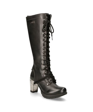 The New Rock M-TR005-S1 high boots from the Trail Collection blend gothic elegance with urban edge. Crafted from premium black cow leather with a pigskin interior, they ensure both durability and comfort. Featuring a distinctive metallic 9 cm heel and a 3 cm platform, these boots create a bold and sophisticated look. The unique lace-up design, combined with a convenient side zipper, offers both style and ease of wear, making them a must-have for punk, gothic, and heavy urban fashion.

Key Features:
Material: Outer - Cow Leather | Inner - Pigskin
Heel Height: 9 cm | Platform Height: 3 cm
Sole Material: TPU | Fixing System: Glued
Fastening: Laces (Cord) & Side Zipper
Shaft Height: 35 cm | Calf Width: 38 cm
Style: Gothic, Heavy Urban, Punk
Designed for Women: Fashion-forward, edgy, and versatile