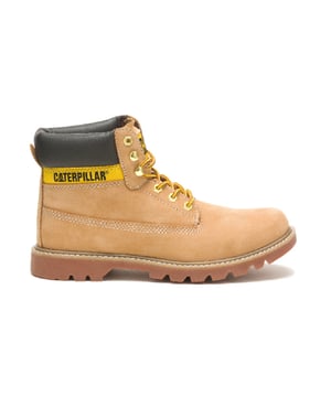 Las botas Caterpillar Colorado 2.0 ofrecen un diseño atemporal con una durabilidad y comodidad inigualables. Fabricadas en cuero flor de primera calidad con cuello acolchado, estas botas brindan un soporte superior. La suave plantilla de espuma EVA garantiza comodidad durante todo el día, mientras que la resistente suela de goma proporciona una excelente tracción para el trabajo o el uso casual.

Características principales:
Cuero de grano completo de primera calidad: parte superior duradera y elegante Cuello acolchado: mayor soporte y comodidad del tobillo Plantilla de espuma EVA: amortiguación suave para un uso duradero Suela de goma duradera: proporciona una tracción superior en varias superficies Diseño atemporal: ideal para el trabajo, lo informal y las aventuras al aire libre