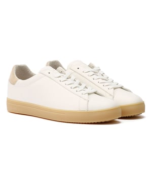 Een moderne versie van de klassieke sneaker, gemaakt van eersteklas Italiaans leer en suède. Voorzien van een GRS-gecertificeerde binnenzool van gerecycled PU-schuim voor meer comfort en duurzaamheid.