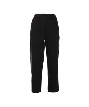 Entdecken Sie die Damenhosen von Reign, die mit Präzision und Hingabe zur Qualität hergestellt werden. Diese Hose ist das Ergebnis exzellenter italienischer Handwerkskunst, die traditionelle handwerkliche Methoden mit hochwertigen Materialien kombiniert. Ein unverzichtbares und langlebiges Kleidungsstück, das Ihre Garderobe mit einem Hauch von dauerhafter Raffinesse bereichert.