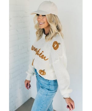 Hecho con hilo de alta calidad  
El estilo de punto acanalado añade textura  
Color blanco clásico  
Apta tanto para hombres como para mujeres  
Versátil para cualquier ocasión  
Material: 100% Acrílico