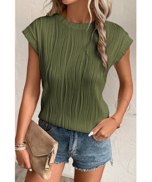 Top de manga corta con textura ondulada en verde selva  
Top de manga corta con textura ondulada  
Diseño de color sólido para un aspecto simple pero delicado  
Fabricado con tejido de alta calidad para un ajuste cómodo y favorecedor  
Consulta nuestra tabla de tallas para un ajuste perfecto  
Tops para mujeres perfectos para el uso diario  
Género: Unisex  
Material: 90% Poliéster 10% Elastano