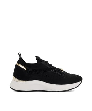 Crafted with a knitted upper that shapes and supports the foot, this slim runner offers the ultimate experience in comfort, as well as featuring embellishment for added femininity. Experience all-day wearability with full-length cushioning that adapts to your every move. Soft, breathable linings keep your feet cool and fresh, while lightweight, flexible soles and our specially designed insocks with increased padding make you feel like you are walking on air.