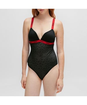 Women's Hugo Boss Sporty Lace Bodysuit.- Adjustable Straps.- Spacer cup.- Flexi bandes.- Adjustable shoulder straps.- Bottom closure.- Cotton gusset. Material: 85% Polyamide, 15% Elastane. Ref: 50508495001.