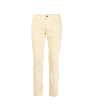 Die Reign-Hose für Herren ist die perfekte Verbindung von Eleganz und Komfort. Sie ist aus hochwertigen Stoffen gefertigt und bietet eine optimale Passform und Haltbarkeit. Raffinierte Details, wie die präzise Verarbeitung und die Auswahl edler Materialien, machen sie ideal für Beruf und Freizeit. Ein vielseitiges und stilvolles Kleidungsstück, das in keinem Kleiderschrank eines Mannes fehlen darf.