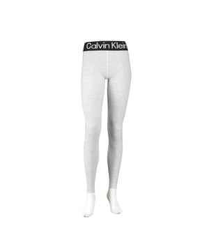 Calvin Klein Calvin Klein LOGO Waist Leggings Grey

Closure/Fastening: Pull-On

Features: Comfort

Item Weight: 0.549 KG

Clothing Fit: Regular

Single Or Multi Pack?: Single

Gift Boxed: No

Material Composition: 60% Cotton, 35% Polyamide, 5% Elastane

Clothing Features: Combed Cotton | CK Logo on Waistband 
Product Code: 701226027-002