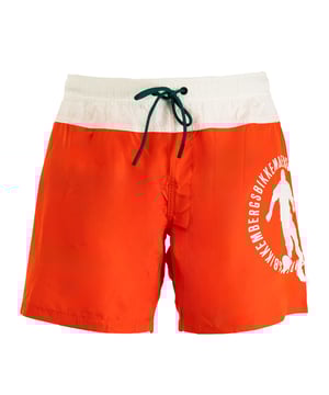 Entdecke den Sommer mit Stil mit dem Modell Medium Boardshort von BIKKEMBERGS. Dieses unverzichtbare Modell ist mit einer markanten Grafik des Markenlogos auf demrechten Bein und verleiht ihm einen unverwechselbaren Charakter. Das schlichte, aber elegante zweifarbige Muster macht diese Boardshort vielseitig und passend für jedeSommer geeignet. Sie ist aus hochwertigen Materialien gefertigt, die sowohl im als auch außerhalb des Wassers für Komfort und Haltbarkeit sorgen. Perfekt für den modernen Mann, der einen raffinierten Lookund sportlichen Look sucht.