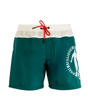 Verken de zomer in stijl met het BIKKEMBERGS model Medium Boardshort. Dit essentiële model heeft een opvallende graphic van het merklogo op de rechterpijp.rechterpijp, wat hem een onmiskenbaar karakter geeft. Het eenvoudige maar elegante dubbelgekleurde patroon maakt deze boardshort veelzijdig en geschikt voor elkezomerse gelegenheid. Hij is gemaakt van hoogwaardige materialen en garandeert comfort en duurzaamheid, zowel in als uit het water. Perfect voor de moderne man die op zoek is naar een geraffineerde looken sportieve look.