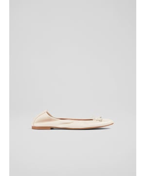 Timeless and versatile, no wardrobe should be without a chic pair of ballet flats, and we have now created Trilly in a range of skin tone shades for our LKB Nudes collection. The Trilly ballet pumps are crafted in Spain from super-soft nappa leather.Â  These everyday flats have a round toe, a lightweight, flexible sole and have ruched detail to the back of heel offering a secure fit. Wear them with your favourite spring looks when you need a break from heels.