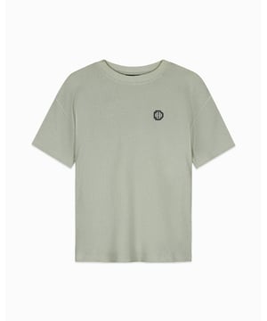 75% Polyester | 25% Baumwolle Lockere Passform Runder Ausschnitt Waffelgewebe Monogramm-Patch auf der linken Brust Kann mit der Monogramm Waffelshort kombiniert werden