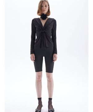 Material: 95 % Polyester, 5 % Elasthan.