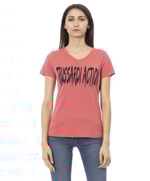 Camiseta De Manga Corta Con Cuello En V. Impresión frontal.