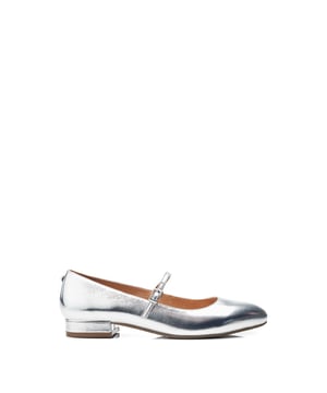 Feel your best in Florentin. This Mary Jane style features a low block heel for height and a modern twist. Florentine combines on-trend design and sophistication.