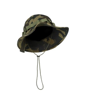 96% Polyester, 4% Cotton. Design: Camouflage. Fabric Technology: Breathable, Lightweight, UV Protection. Vent Holes, Wide Brim. Fastening: Toggle.