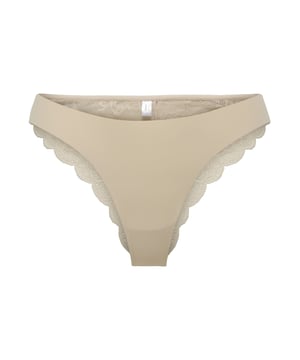 Deze set van drie Braziliaanse slips combineert elegantie met een aangenaam draagcomfort. De elastische tailleband zorgt voor een perfecte pasvorm zonder te snijden. Aan de achterkant voegt delicate kant een verleidelijke touch toe en flatteert de silhouette. Het zachte materiaal voelt prettig op de huid en biedt de hele dag door comfort. Door de verfijnde snit ontstaat er een natuurlijke accentuering van de rondingen. De combinatie van een eenvoudige voorkant en een gedetailleerde achterkant maakt ze tot een stijlvolle lingerie-basis. Dankzij de hoogwaardige afwerking behoudt de pasvorm ook na veel wassen. Of het nu onder strakke kleding is of voor een luchtig draaggevoel – deze slips zijn de ideale keuze. Veelzijdig, vrouwelijk en comfortabel tegelijk. Een set die in geen enkele lingerie-la mag ontbreken!
