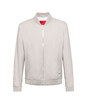 Men's Hugo Ukashi Bomber Jacket.- Bomber jacket.- New tailoring.- HUGO performance.- Super-flex quality which offers best wearing comfort.- Super light summer cotton quality.- Ribbed cuffs.- Ribbed waistband.- Stand collar.- Zip closure.- Side slash pockets.- Welt chest pockets.- Main material: 93% Cotton, 7% Elastane.- Lining: 95% Polyester, 5% Elastane. Ref: 50466003272.