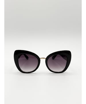 Oversized Cat-Eye Sunglasses in Black
Frame Colour: Black
Lens Colour: Black
Material: PC Frame PC Lens
One Size
SKU:SG2510602
UV 400 PROTECTION IN ACCORDANCE WITH 89/686/EEC BS EN ISO 123-1:2013