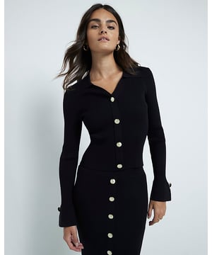 Knitted, Button detail, Collared, Long sleeves