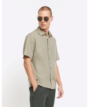 Revere Collar, Short Sleeve, Slim fit, Linen Blend, Button fastening, Front Pocket