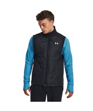 Under Armour Storm Session Run Vest voor heren. Houdt je beschermd tegen de regen en warm met strategische isolatie, maar is licht en rekbaar zodat het je niet vertraagt.- UA Storm technologie stoot water af zonder in te boeten aan ademend vermogen.- Duurzame geweven stof aan de voorkant van het vest gecombineerd met stretch geweven schouders en bovenrug voor mobiliteit en comfort.- Veilige handzakken met ritssluiting en binnenzak voor media.- Reflecterende details voor betere zichtbaarheid op de rug. Strategische 60g synthetische isolatie aan de voorkant voor lichtgewicht warmte zonder overbodige bulk.- Veilige handzakken met rits en binnenzak voor media.- Reflecterende details voor betere zichtbaarheid bij weinig licht.- Verlaagde, gevormde zoom.- Gebruikt een fluorvrije waterafstotende behandeling. Materiaal: 100% polyester. Ref: 1378499001.