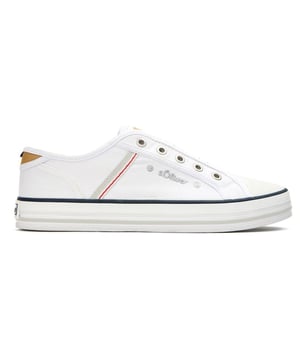 Diese entspannten S Oliver Canvas Slip-Ons verbinden mÃ¼helos Stil und Komfort. Gefertigt aus strapazierfÃ¤higem Baumwoll-Obermaterial in frischem WeiÃŸ bieten sie einen klaren, vielseitigen Look fÃ¼r legere Outfits. Die versteckten GummizÃ¼ge gewÃ¤hrleisten einfaches An- und Ausziehen, wÃ¤hrend die weiche Schaumstoffeinlegesohle ganztÃ¤gigen Tragekomfort bietet. Dezent eingravierte Ring-Markierungen verleihen diesen schlichten Schlupfsneakern einen Hauch von Raffinesse. Mit ihrer zuverlÃ¤ssigen Gummisohle vereinen diese Sneaker PraktikabilitÃ¤t und lÃ¤ssigen Charme fÃ¼r alltÃ¤gliche Unternehmungen.