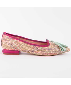Casual ballet flats for women. 100% natural leather insole. Comfortable fit. Manufactured by other brands for our brand