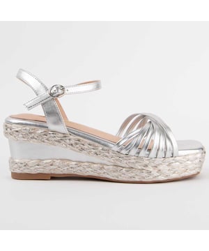 Espadrille Wedges für Damen. Einlegesohle aus 100% natürlichem Leder. Bequemer Sitz. Hergestellt von anderen Marken für unsere Marke. Ungefähre Maße: 7 cm Keil und 3 cm Plattform.