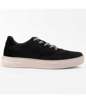 Purapiel garantie, 10 jaar garantie. Casual sneakers voor heren. Gemaakt van 100% natuurlijk leer, vrij van Chroom VI. Gemaakt van de hoogste kwaliteit materialen. Gemaakt door andere merken voor ons merk