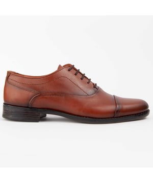 Garantía Purapiel, 10 años de garantía. Zapato casual para hombre. Fabricado en cuero 100% natural libre de Cromo VI. Materiales de máxima calidad. Fabricado por otras marca para nuestra marca.