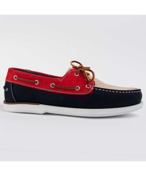 Purapiel Warranty, 10 years warranty. Casual boat shoes for men. Made with 100% natural leather, free of Chromium VI. Made with the highest quality materials. Hand-stitched. Non-slip rubber sole. Manufactured by other brands for our brand