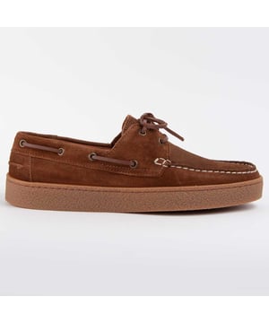 Garantía Purapiel, 10 años de garantía. Náutico casual para hombre. Fabricado en cuero 100% natural libre de Cromo VI. Materiales de máxima calidad. Cosido artesanal. Suela de goma antideslizante. Fabricado por otras marca para nuestra marca.