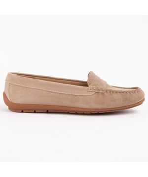 Purapiel Warranty, 10 years warranty. Casual loafers for women. Made with natural leather. Comfortable fit. Manufactured by other brands for our brand
