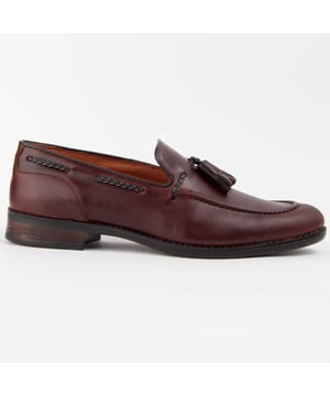Garantía Purapiel, 10 años de garantía. Mocasín casual para hombre. Fabricado en cuero 100% natural libre de Cromo VI. Materiales de máxima calidad. Fabricado por otras marca para nuestra marca.