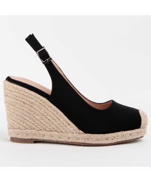100 % natürliche Leder-Innensohle. Bequeme Passform. Hergestellt von anderen Marken für unsere Marke. Ungefähre Maße: 8 cm Keilabsatz und 2 cm Plattform.