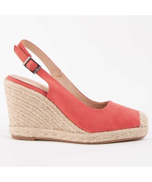 Espadrille met hak voor dames. Inlegzool van 100% natuurlijk leer. Comfortabele pasvorm. Gemaakt door andere merken voor ons merk. Ongeveer afmetingen: 8 cm hak en 2 cm platform
