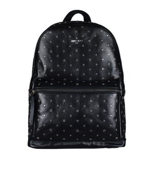 Mochila Wilmer Jimmy Choo en piel negra.Estrellas con tachuelas en la parte delantera del bolso.Correas negras ajustables.Dimensiones: profundidad 12 cm x altura 43 cm x anchura 31 cm.Made in Italy.
