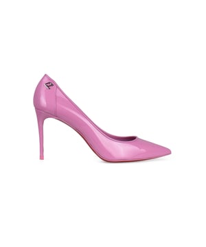 Christian Louboutin Sportieve Kate 85 pumps.Roze lakleer.CL-badge op de achterkant.Puntpunt.8,5 cm naaldhak.Gemaakt in Italië.
