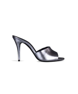 LA 16 Saint Laurent mules de cuero metálico plateado.Altura del tacón 9,5 cm.Dedo del pie abierto.Suela de cuero.Made in Italy.