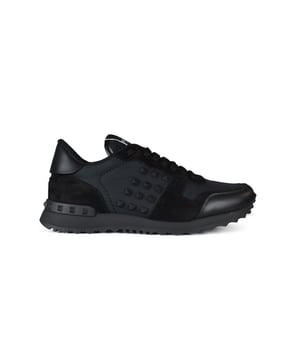 Sneakers Valentino Rockrunner, todo negro.Gamuza, nylon y cuero.Tachuelas decorativas negras.Mostrador de cuero negro.Suela dentada de goma.Cierre con cordones.Made in Italy.